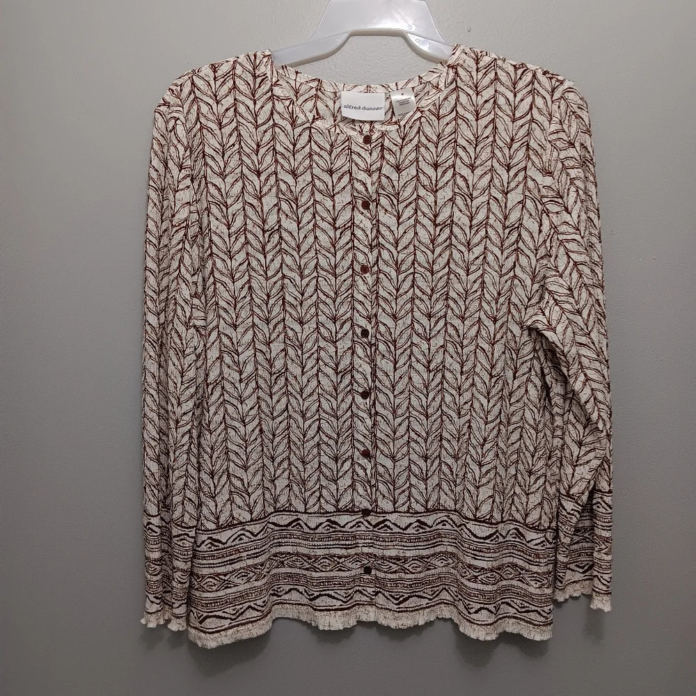 Alfred dunner women's top size M creame and brown buttons down